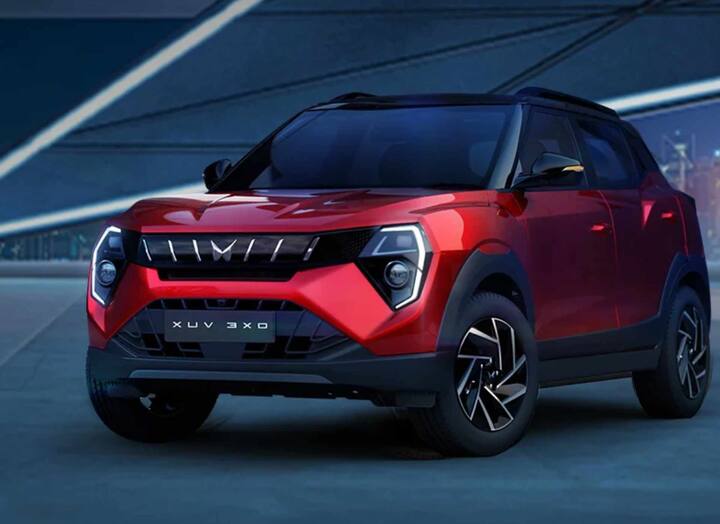 महिंद्रा XUV 3XO को भारत NCAP से 5-स्टार सेफ्टी रेटिंग मिली हुई है. इस कार के सभी वेरिएंट्स में 6 एयरबैग्स लगे मिलते हैं. महिंद्रा की इस कार की एक्स-शोरूम प्राइस 7.99 लाख रुपये से शुरू होकर 15.56 लाख रुपये तक जाती है.