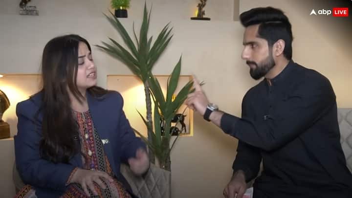 ये वकील साहिबा यही नहीं रुकी पाकिस्तान की बर्बादी का ठीकरा भी भारत पर फोड़ने लगीं. उन्होंने कहा कि इंडिया ने हमें दिया ही क्या था, न हमारे पास समान पूरा, हमारे आर्मी के लिए इक्विप्मन्ट पूरे नहीं थे. आप कहते हैं उनकी इकोनॉमी हमसे बेहतर है. डे वन से हमारे साथ ज्यादती हो रही है. उन्होंने 1971 की लड़ाई का आरोप भी भारत पर लगा दिया.