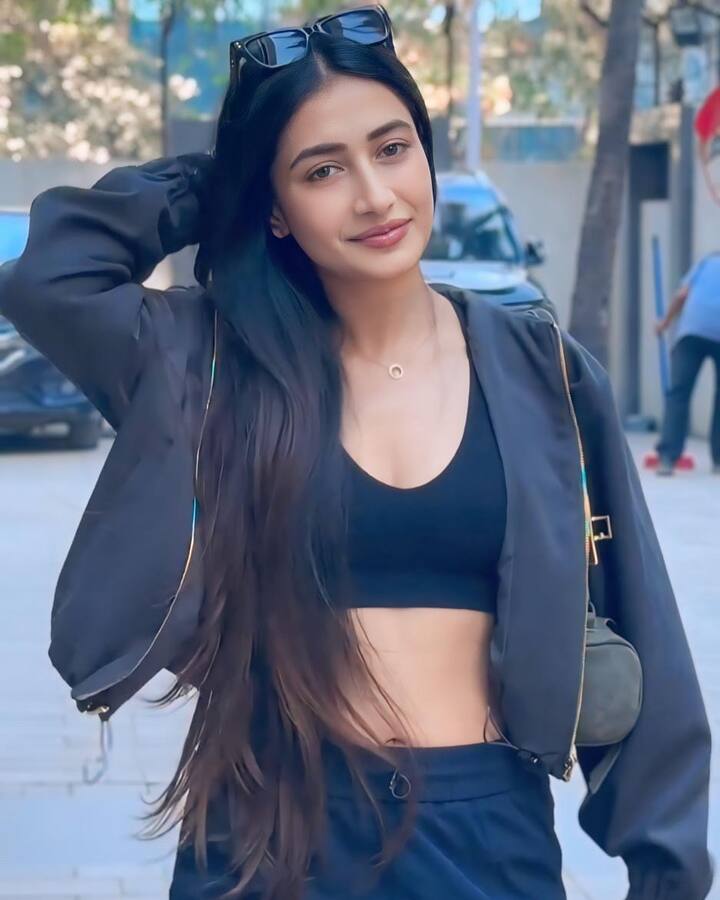 Dhanashree Verma : भारताचा फिरकीपटू युजवेंद्र चहल याचा पत्नी धनश्री वर्मासोबत काही महिन्यांपूर्वी घटस्फोट झालाय.