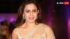 Gold Smuggling: सलाखों के पीछे गोल्ड स्मगल करने वाली एक्ट्रेस रान्या राव, हिरासत की पहली तस्वीर आई सामने, देखें