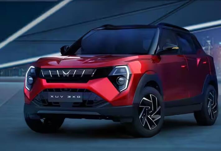 મહિન્દ્રા XUV 3XO ને ભારત NCAP તરફથી 5-સ્ટાર સલામતી રેટિંગ મળ્યું છે. આ કારના બધા જ વેરિઅન્ટમાં 6 એરબેગ્સ આપવામાં આવ્યા છે. આ મહિન્દ્રા કારની એક્સ-શોરૂમ કિંમત 7.99 લાખ રૂપિયાથી શરૂ થાય છે અને 15.56 લાખ રૂપિયા સુધી જાય છે.