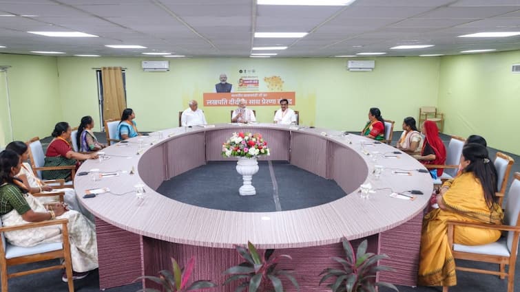 PM Modi Holds Candid Chat With Beneficiaries Of Lakhpati Didi Scheme On Womens Day WATCH Video