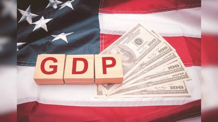 अमेरिका की जीडीपी दुनिया में सबसे बड़ी है. वहीं कुवैत की बात की जाए तो यह काफी छोटी है. इसके अलावा बात की जाए तो कुवैती दीनार कुछ ही क्षेत्र में इस्तेमाल होता है. वहीं अमेरिकी डाॅलर वैश्विक करेंसी है.