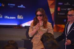 IIFA 2025: करीना-कृति ने लूटी लाइमलाइट, शाहिद-कार्तिक दिखे डैशिंग, देखें तस्वीरें