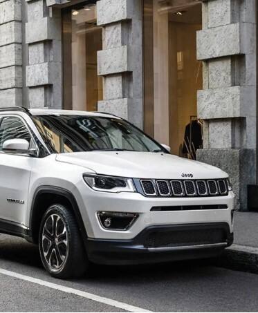 ਇੱਕੋ ਝਟਕੇ 'ਚ 2.95 ਲੱਖ ਘੱਟ ਗਈ ਇਸ ਧਾਕੜ SUV ਦੀ ਕੀਮਤ