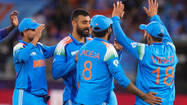 Team india create history play 3rd consecutive champions trophy final become first team milestone  ચેમ્પિયન્સ ટ્રોફીમાં ભારતીય ટીમે રચ્યો ઈતિહાસ, આવું કરનારી પ્રથમ ટીમ બની 