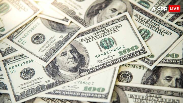 Kuwait Dinar: दुनिया में सबसे ज्यादा इस्तेमाल होने वाली करेंसी अमेरिकी डाॅलर है. लेकिन एक देश ऐसा भी है जिसकी करेंसी अमेरिकी डाॅलर से भी तीन गुना ज्यादा कीमत वाली करेंसी है.