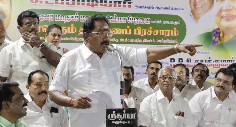 madurai sellur raju say admk will win in Madurai West constituency tnn Sellur Raju : மும்மூர்த்தி வந்தாலும் ஒன்றும் செய்ய முடியாது.. அமைச்சரை வம்புக்கு இழுத்த செல்லூர் ராஜூ !