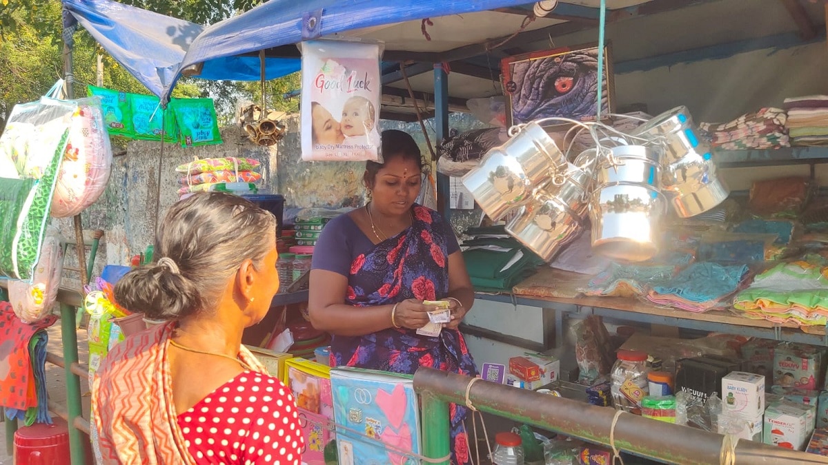 Women's Day 2025 : மகளிர் தினமாக இருந்தால் என்ன? குடும்பத்திற்காக உழைக்கும் தங்க மங்கைகள்