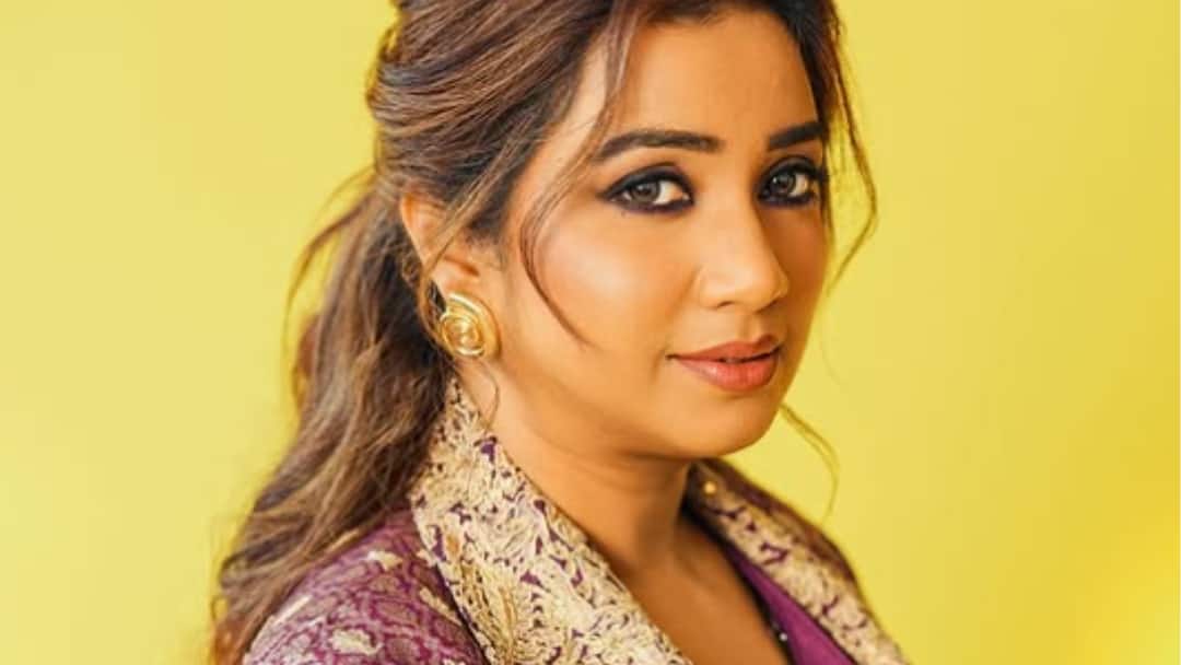 Tamil Nadu Cyber Police Shreya Ghoshal Warning To Netizens Amid New Online Twitter Scam Know Details Tamil Nadu Cyber Police's Shreya Ghoshal Warning To Netizens Amid New Online Scam — Know Details