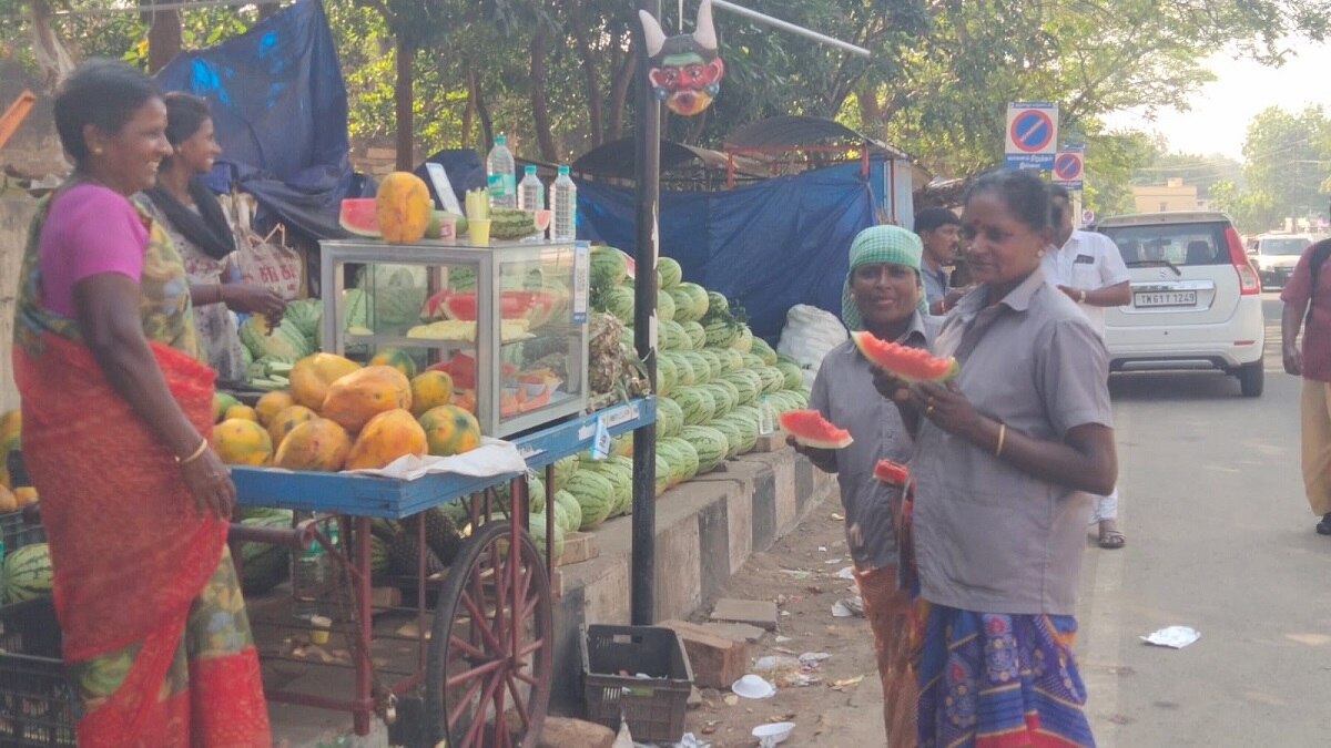 Women's Day 2025 : மகளிர் தினமாக இருந்தால் என்ன? குடும்பத்திற்காக உழைக்கும் தங்க மங்கைகள்
