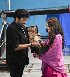 Sreeleela మెగాస్టార్ 'విశ్వంభర' సెట్‌లో శ్రీలీల - చిరంజీవి స్పెషల్ గిఫ్ట్