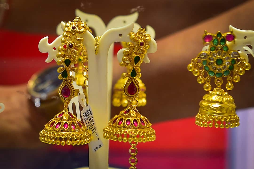 Gold and Silver Pendant ATM in Tirumala temple know details Gold Silver Pendant ATM : সোনা-রুপোর গয়না বেরোবে এটিএম থেকে, প্রথম এই ধরনের উদ্যোগ ভারতের মন্দিরে