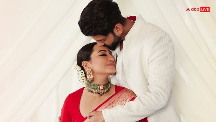 jatadhara actress sonakshi sinha zaheer iqbal funny reel on akshay kumar movie mr and mrs khiladi song जब तक रहेगा समोसे में आलू, तब तक Sonakshi Sinha के रहेंगे जहीर इकबाल! खुद किया रिवील