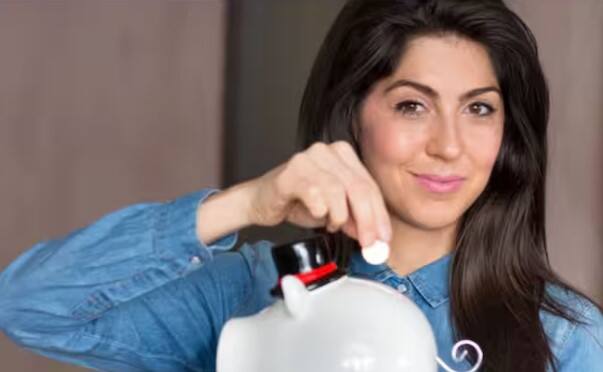 ਇਸ ਯੋਜਨਾ ਲਈ ਅਰਜ਼ੀ ਦੇਣ ਤੋਂ ਪਹਿਲਾਂ ਬਿਨੈਕਾਰ ਨੂੰ ਘੱਟੋ-ਘੱਟ ਪੰਜ ਸਾਲ ਲਈ ਦਿੱਲੀ ਦਾ ਨਿਵਾਸੀ ਹੋਣਾ ਚਾਹੀਦਾ ਹੈ। ਇਸ ਯੋਜਨਾ ਦਾ ਲਾਭ ਦਿੱਲੀ ਦੀਆਂ ਲੱਖਾਂ ਔਰਤਾਂ ਨੂੰ ਮਿਲਣ ਵਾਲਾ ਹੈ।