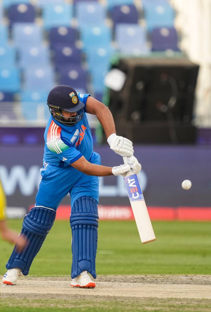 इस दौरान रोहित ने नीदरलैंड के पीटर बोरेन का रिकॉर्ड तोड़ कर ये अनचाहा रिकॉर्ड अपने नाम कर लिया. बोरेन ने मार्च 2011 से अगस्त 2013 के बीच में लगातार 11 टॉस हारे थे.