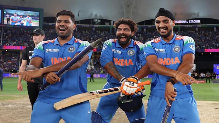 IND vs NZ : ચેમ્પિયન્સ ટ્રોફી ખિતાબ જીત્યા બાદ મેદાન પર ભારતીય ખેલાડીઓનો ડાન્સ, જુઓ તસવીરો