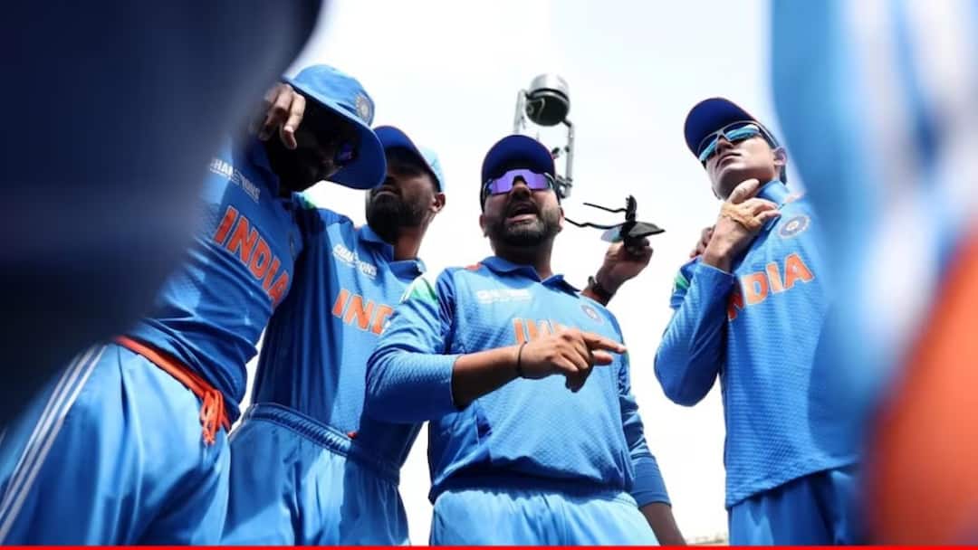 New Zealand set target 252 runs for India in final Champions Trophy 2025 Varun Chakravarthy Daryl Mitchell, Michael Bracewell marathi news IND vs NZ Final : चॅम्पियन्स ट्रॉफी जिंकण्यासाठी टीम इंडियाला इतक्या धावांचं टार्गेट; गोलंदाजांनी न्यूझीलंडच्या खेळाडूंना नाचवलं!