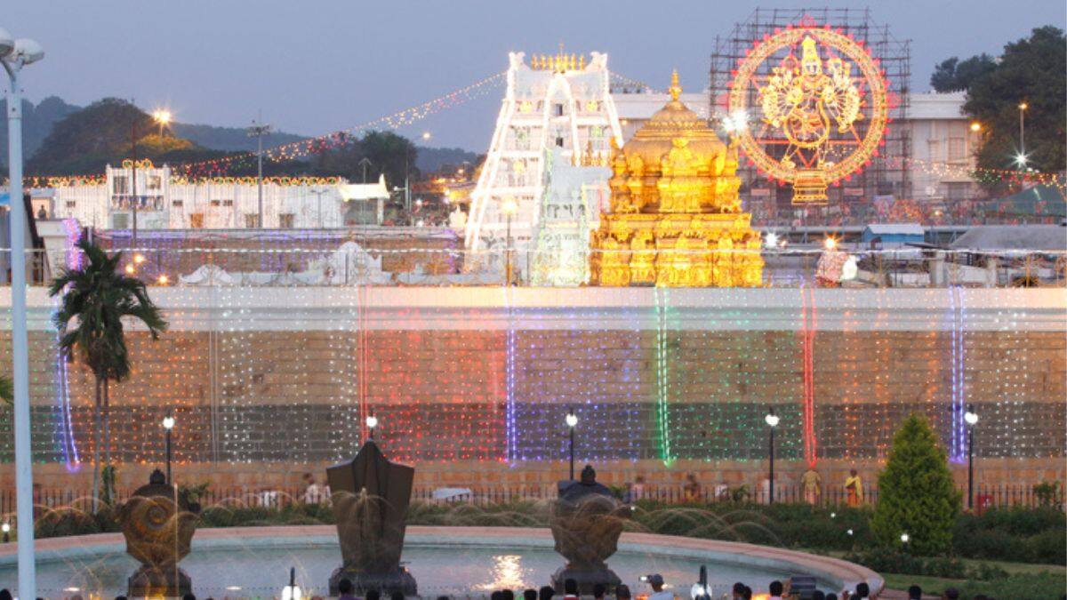 ”திருப்பதி கோயிலுக்கு மேலே விமானங்கள் பறக்க கூடாது” தேவஸ்தானத்திற்கு மத்திய அரசு சொன்னது என்ன?
