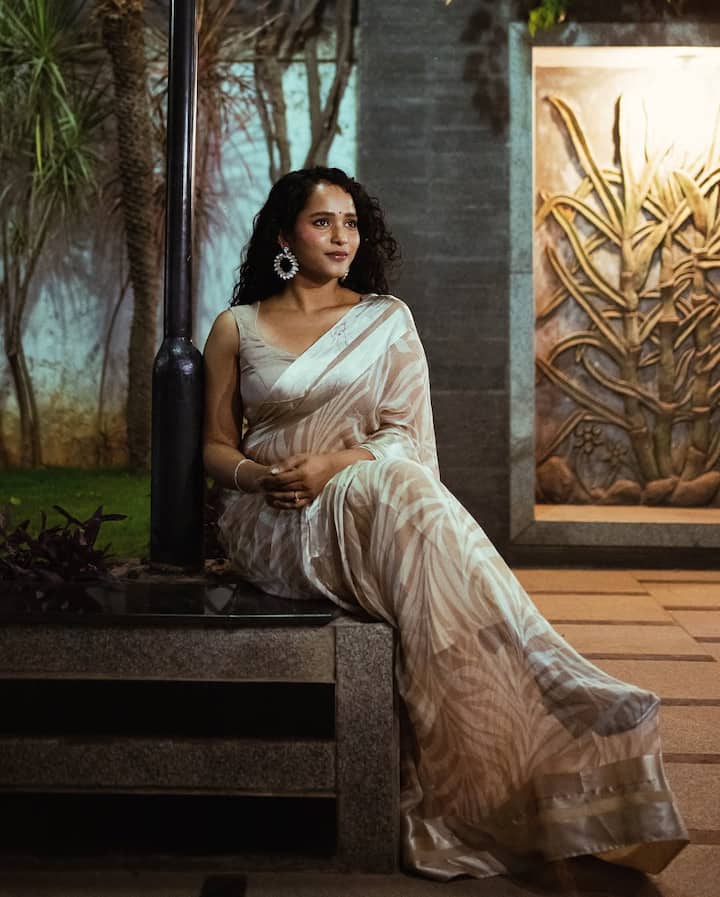 'పుష్ప 2' మూవీలో చిన్నాయనా చిన్నాయనా అంటూ పుష్పరాజ్ ని పిలుస్తూ అల్లరి చేసే పిల్లే ఈమె. పుష్పరాజ్ అన్నయ్య కూతురిగా నటించింది.