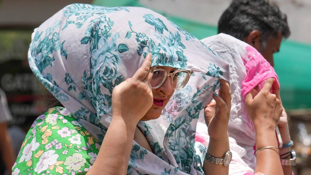 Bihar Weather Forecast: बक्सर सबसे अधिक गर्म, पटना में पारा 31 डिग्री के पार, होली में कैसा रहेगा बिहार का मौसम? Bihar Weather Forecast Temperature Crossed 31 Degrees in Patna Buxar Holi 2025 Aaj Ka Mausam ANN Bihar Weather Forecast: बक्सर सबसे अधिक गर्म, पटना में पारा 31 डिग्री के पार, होली में कैसा रहेगा बिहार का मौसम?