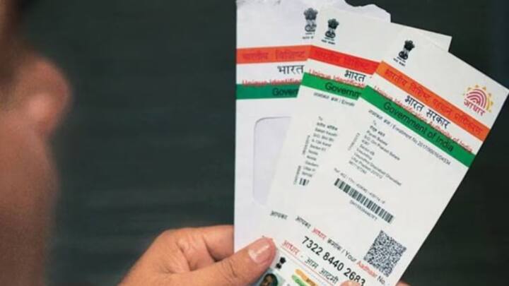 इसके अलावा बात की जाए तो कई जानकारियां ऐसी हैं. जिन्हें आप सिर्फ एक बार ही बदलवा सकते हैं. इनमें डेट ऑफ बर्थ में बदलाव, जेंडर में बदलाव जैसे बदलाव शामिल हैं. बता दें इन बदलावों करवाने के लिए आपको आधार सेंटर जाकर करवाना होगा.