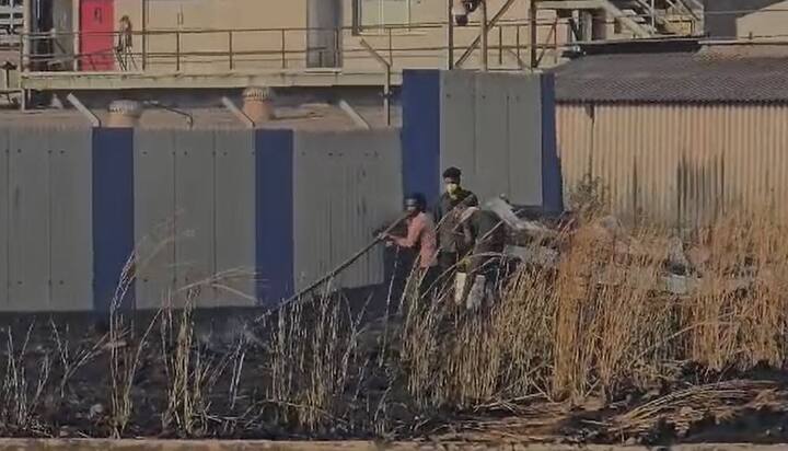 रत्नागिरीच्या लोटे MIDC मध्ये शॉर्ट सर्किटमुळं मोठी आग लागल्याची घटना घडली आहे.