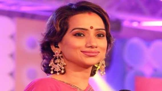 Singer Kalpana: 'నాపై అసత్య ప్రచారాలు చేస్తున్నారు.. చర్యలు తీసుకోండి' - తెలంగాణ మహిళా కమిషన్‌ను ఆశ్రయించిన సింగర్ కల్పన