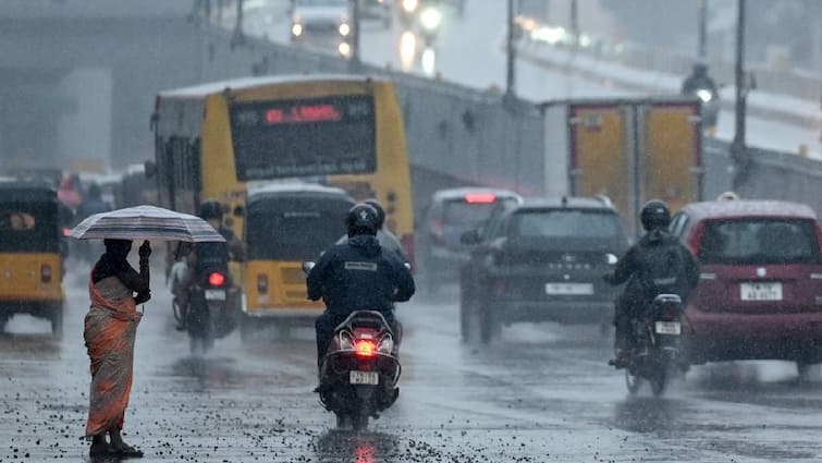TN Weather Rain alert in 8 districts of tamilnadu today and tomorrow 10.03.2025 மக்களே நாளைக்கு 8 மாவட்டங்களில் பலத்த மழை இருக்கு! ப்ளான் பண்ணிக்கோங்க! எங்கெல்லாம்?