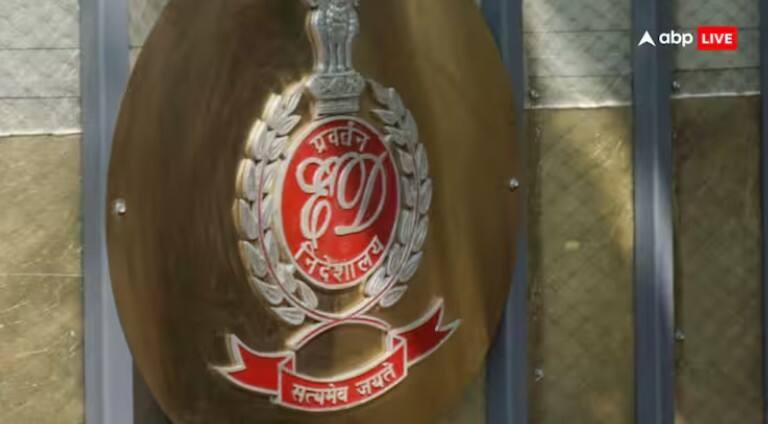 Attack on ed team in chhattisgarh after raid   છત્તીસગઢમાં ED ની ટીમ પર હુમલો, રેડ કર્યા બાદ ઘરથી નિકળતા સમયે કરાયો એટેક 