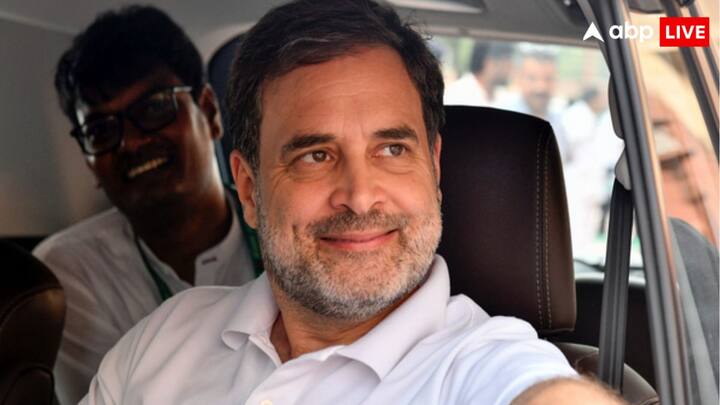 भारतीय क्रिकेट टीम की इस ऐतिहासिक जीत पर कांग्रेस ने भी बधाई दी. कांग्रेस नेता राहुल गांधी ने टीम इंडिया के प्रदर्शन को प्रेरणादायक बताया. उन्होंने कहा कि इस जीत से एक अरब भारतीयों का सिर गर्व से ऊंचा हो गया है.