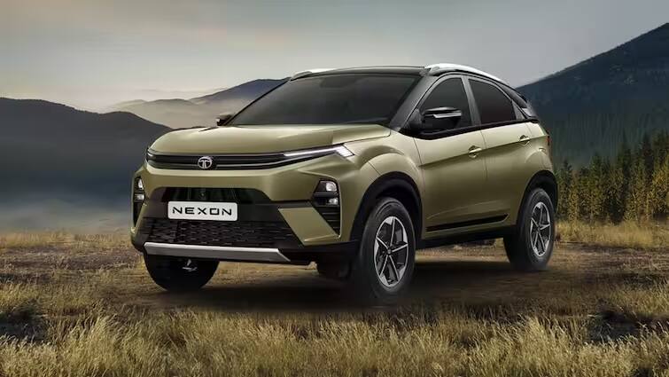tata sales report news tata nexon gets first number in sales beat punch most selling car in february 2025 Tata Punch ને પછાડીને આ SUV બની નં-1, માત્ર 8 લાખ કિંમત, જાણો પાવર અને ફિચર્સ