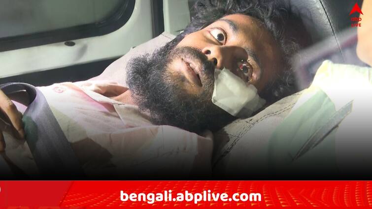 হাসপাতাল থেকে ছাড়া পেলেন যাদবপুর পড়ুয়া ইন্দ্রানুজ, ‘ শিক্ষামন্ত্রীর গাড়ির ধাক্কায় হন আহত..’