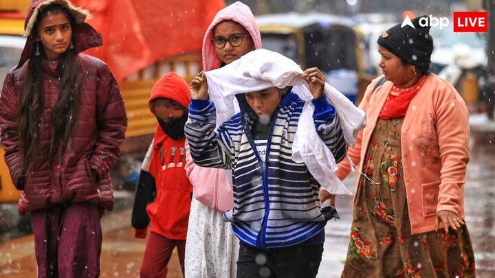 यूपी, पंजाब, और हरियाणा में 11 मार्च से मौसम बदलने लगेगा. हल्की हवाओं के साथ बादल छाए रह सकते हैं और 13-14 मार्च को पश्चिमी यूपी में बारिश होने की संभावना है.