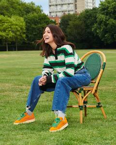 ना सलमान...ना शाहरुख, जानें इंस्टाग्राम पर किन 7 स्टार्स को फॉलो करते हैं अनुष्का शर्मा के पति विराट कोहली