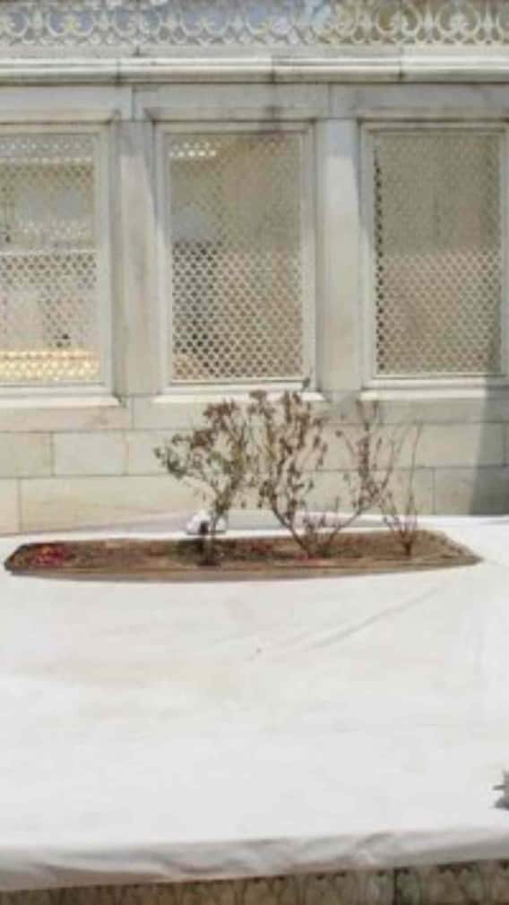 आज किस हाल में है औरंगजेब की कब्र?