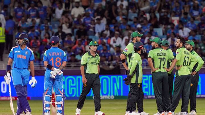 पाकिस्तान में विदेशी दर्शक भी कम संख्या में पहुंचे और इस वजह से टूर्नामेंट से उतनी कमाई नहीं हुई, जितना पाकिस्तान के रुपये खर्च हो गए. इस वजह से पाकिस्तान को लगभग 195 करोड़ रुपये का नुकसान हुआ है.