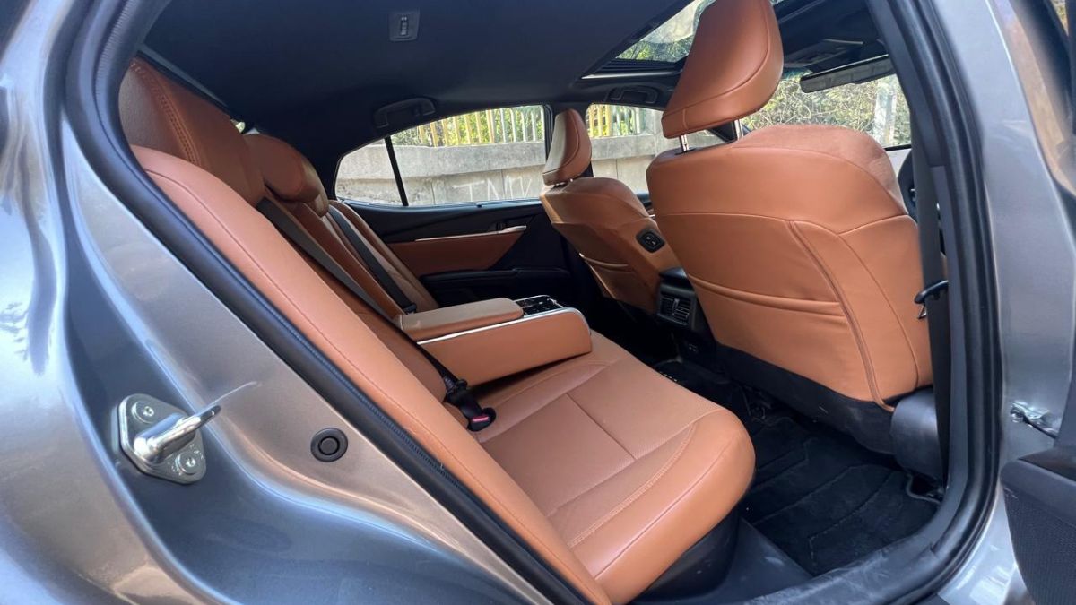 Toyota Camry 2025 Facelift Hybrid Road Test Review: Why This Sedan Is Still Loved By The Elite