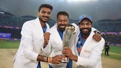 ICC Team Of Champions Trophy 2025 : असं कुठे असतं का राव, टीम इंडियाला चॅम्पियन्स ट्रॉफी जिंकून दिली तरी ICCने रोहितला वगळलं, कर्णधार दुसराच!