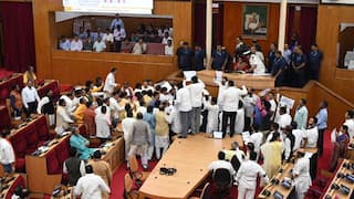 'My collar caught and pushed', a scuffle between BJP-Congress MLAs in Odisha Assembly, heated politics