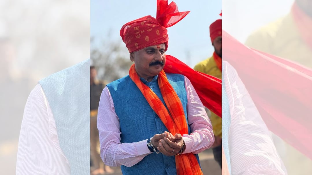 UP Minister Raghuraj Singh Triggers Row With Holi Jibe For Muslim Men: 'Wear Hijab If...' UP Minister Raghuraj Singh Triggers Row With Holi Jibe For Muslim Men: 'Wear Hijab If...' UP Minister Raghuraj Singh Triggers Row With Holi Jibe For Muslim Men: 'Wear Hijab If...'