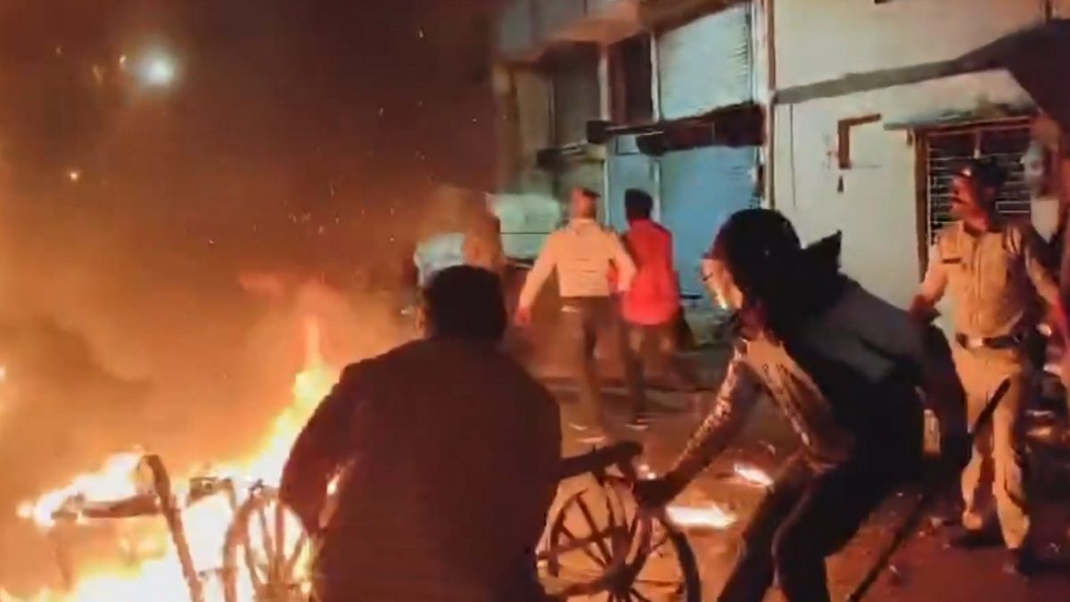 Mhow Violence: महू में उपद्रव के दो आरोपियों पर लगाई गई रासुका, कलेक्टर की बड़ी कार्रवाई