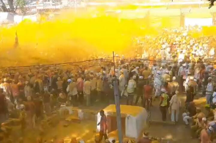 पाच दिवस चाललेल्या या यात्रेत विविध शर्यती व स्पर्धेचेही आयोजन करण्यात आले होते.