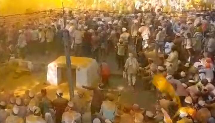 यात्रेच्या शेवटच्या दिवशी निवाळकी व भाकणूक व दुपारी देवास अभिषेक करण्यात आला यावेळी लाखो भाविक उपस्थित होते.