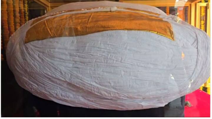 जगद्गुरू संत तुकाराम महाराजांची जगातील सर्वात मोठ्या पगडीचं अनावरण झालं.