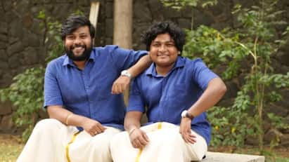 Gopi Sudhakar parithabangal channel net worth and monthly income details நம்ம கோபி சுதாகர் லட்சாதிபதிகளா!...பரிதாபங்கள் மாத வருமானம் மட்டும் இத்தனை லட்சமா!