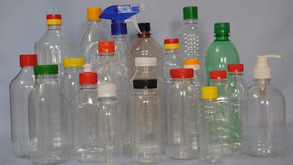 Scientists Invent Plastic That Can Dissolve In Seawater In Just A Few Hours அட்ராசக்க! கடல்நீரிலே கரையும் ப்ளாஸ்டிக் கண்டுபிடிப்பு! இனி சுற்றுச்சூழலுக்கு நோ டென்சன்!