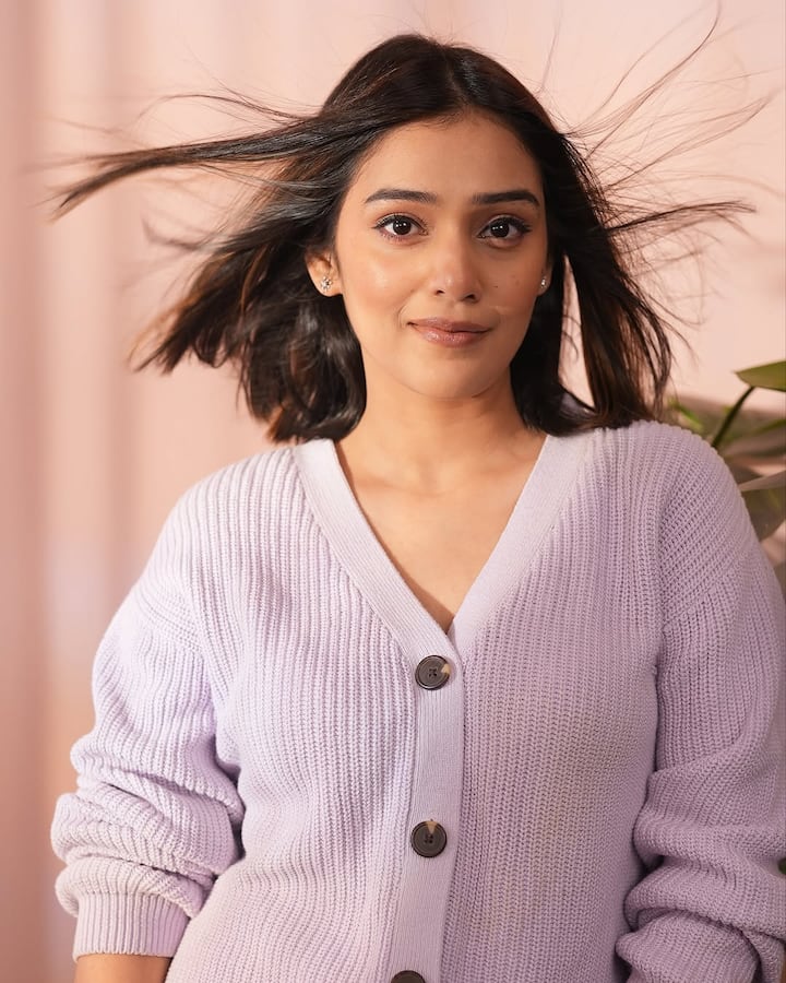 उन्होंने अपने करियर की शुरुआत बतौर रेडियो जॉकी की थी. उन्होंने लंबे समय तक एक बड़े एफएम चैनल पर लोगों को एंटरटेन किया है.