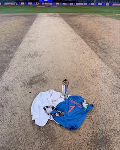 KL Rahul  ने पूरी दुनिया से शेयर की गुड न्यूज, वाइफ के साथ शेयर की रोमांटिक तस्वीरें; अथिया ने फ्लॉन्ट किया बेबी बंप