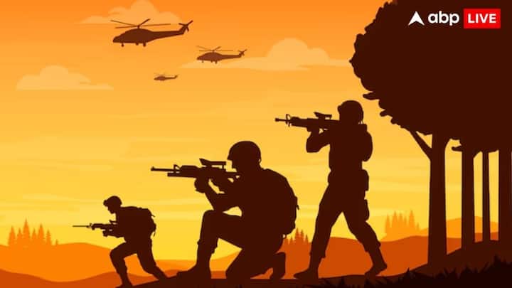 1321 ई. में जब राजा डालदेव अपने राज्य में होली मना रहे थे तभी जौनपुर के राजा शाह शर्की की सेना ने डलमऊ के किले पर हमला कर दिया. ये हमला त्योहार के दिन हुआ जिससे डलमऊ के लोगों के लिए ये दिन हमेशा के लिए बदल गया.